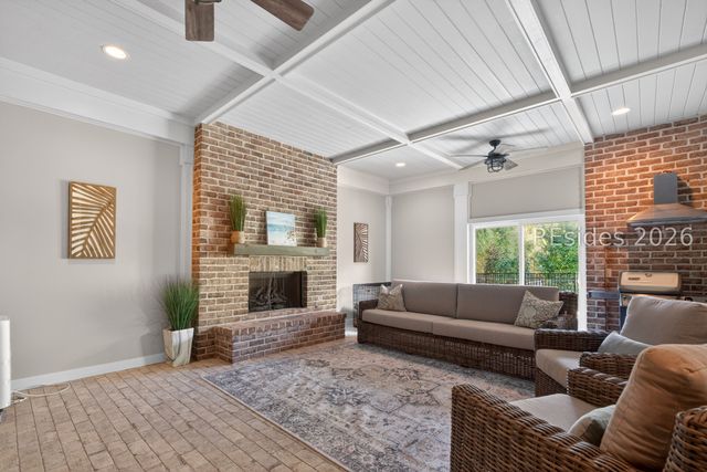 7 Lavender Cir, Hilton Head Island, SC 29926