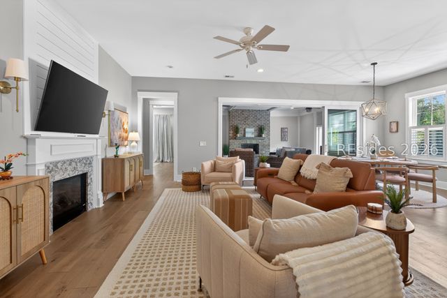 7 Lavender Cir, Hilton Head Island, SC 29926