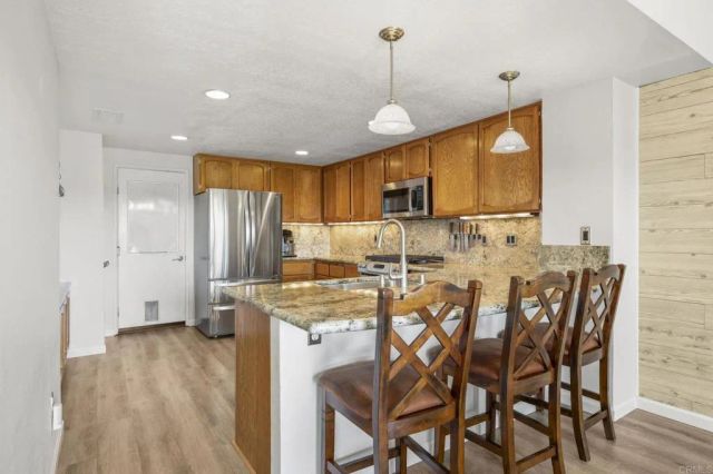 631 Concerto Glen, Escondido, CA 92025