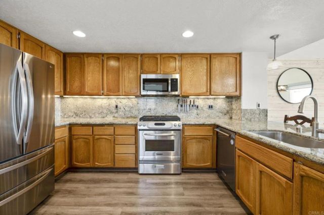 631 Concerto Glen, Escondido, CA 92025