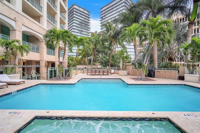 3400 SW 27th Ave 1105, Miami, FL 33133