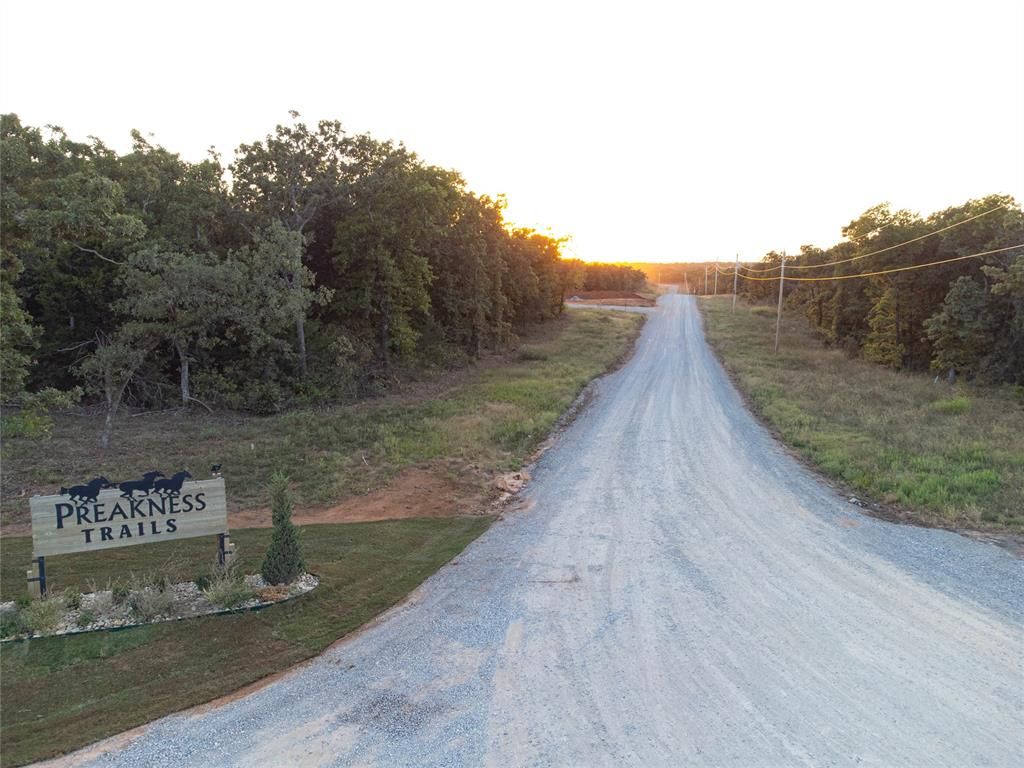 104824 S Secretariat Trail, Mcloud, OK 74851