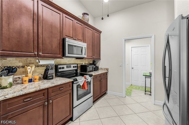 1513 SW 43rd LN, Cape Coral, FL 33914