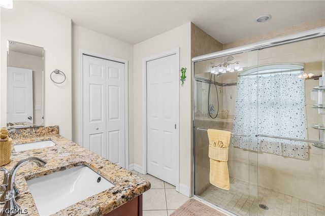 1513 SW 43rd LN, Cape Coral, FL 33914