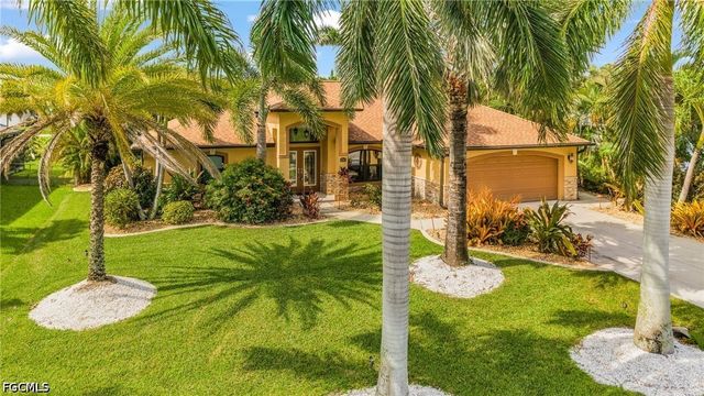 1513 SW 43rd LN, Cape Coral, FL 33914