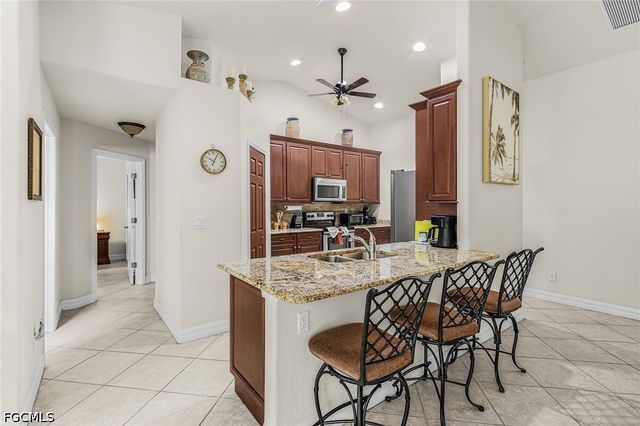 1513 SW 43rd LN, Cape Coral, FL 33914