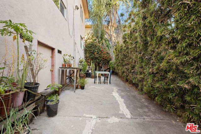 436 Normandie Place, Los Angeles, CA 90004