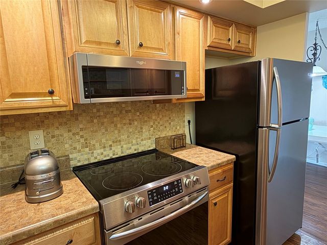 2650 PEARCE DRIVE 409, Clearwater, FL 33764