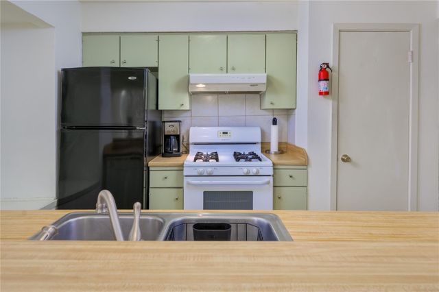 7801 Shoal Creek BLVD 252, Austin, TX 78757