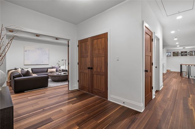 10485 Grubbs Road, Mccandless, PA 15090