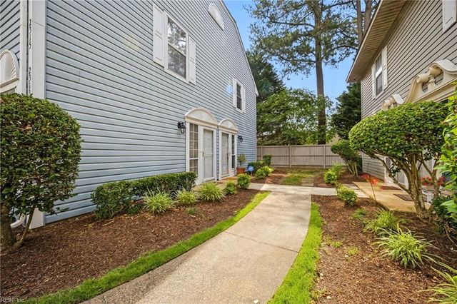 2315 Cretan CT, Virginia Beach, VA 23454
