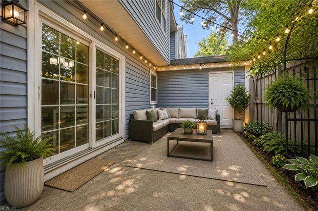 2315 Cretan CT, Virginia Beach, VA 23454