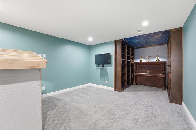 2920 Superior Road, Magnolia, TX 77354