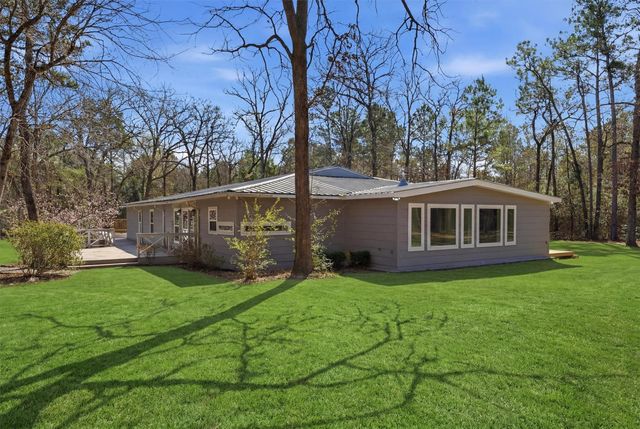 2920 Superior Road, Magnolia, TX 77354