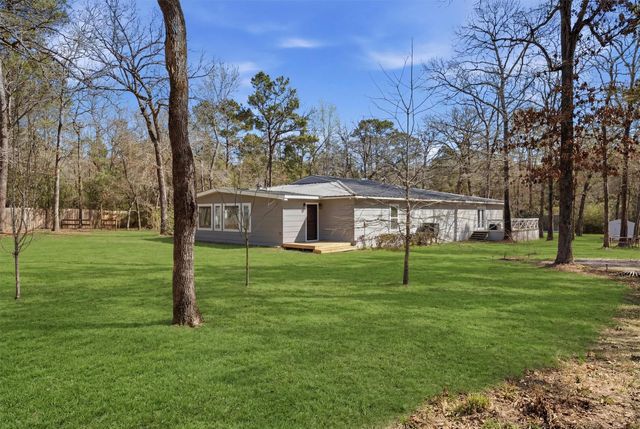 2920 Superior Road, Magnolia, TX 77354