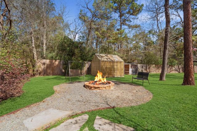 2920 Superior Road, Magnolia, TX 77354