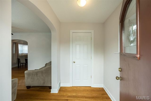 3922 Alexander Street, St Louis, MO 63116