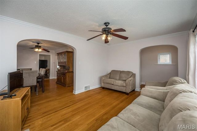 3922 Alexander Street, St Louis, MO 63116
