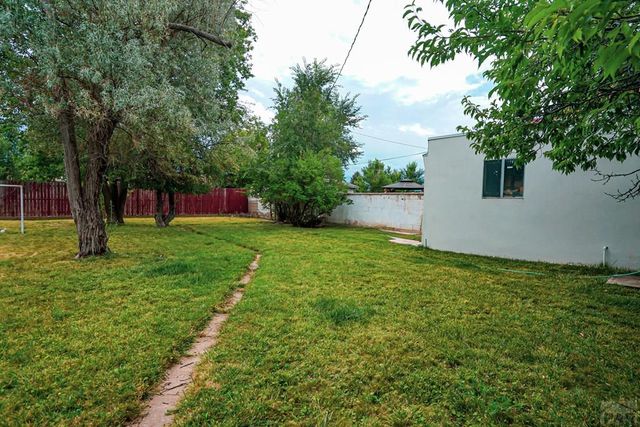 301 E 7th St, Walsenburg, CO 81089