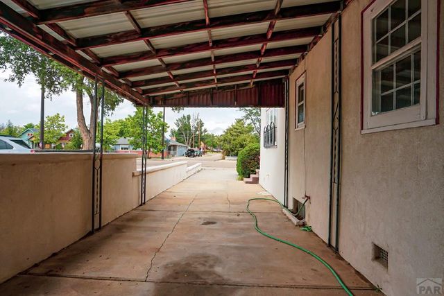 301 E 7th St, Walsenburg, CO 81089