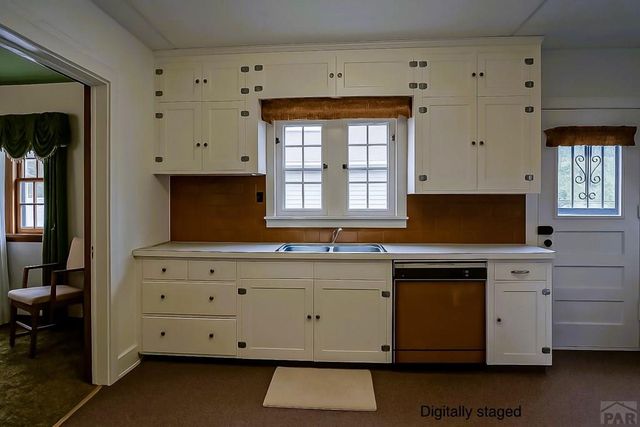 301 E 7th St, Walsenburg, CO 81089