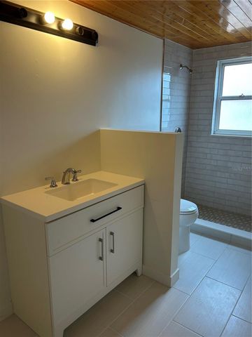 7011 PLACE DE LA PAIX 1A, St Petersburg, FL 33707