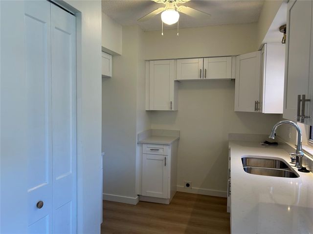 7011 PLACE DE LA PAIX 1A, St Petersburg, FL 33707