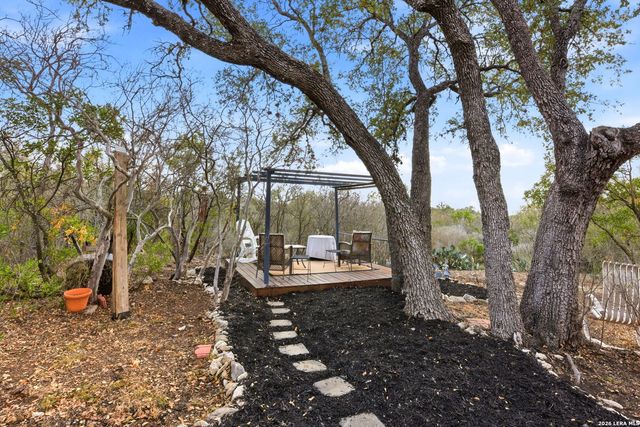 250 County Road 3829, San Antonio, TX 78253