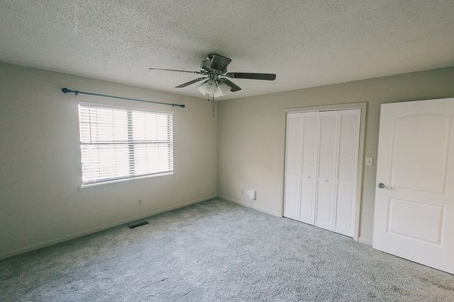 117 Shadowrock Dr, Tunnel Hill, GA 30755