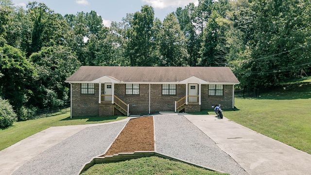 117 Shadowrock Dr, Tunnel Hill, GA 30755