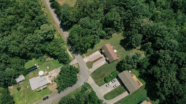 117 Shadowrock Dr, Tunnel Hill, GA 30755