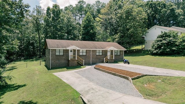 117 Shadowrock Dr, Tunnel Hill, GA 30755