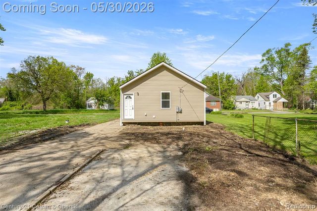14190 Pierson Street, Detroit, MI 48223