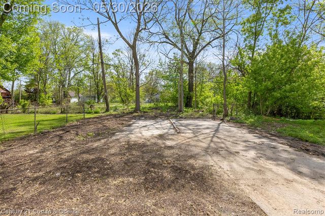 14190 Pierson Street, Detroit, MI 48223