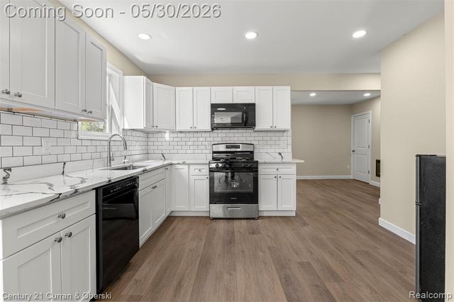 14190 Pierson Street, Detroit, MI 48223