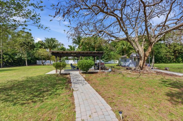 14290 SW 31st Court, Davie, FL 33330