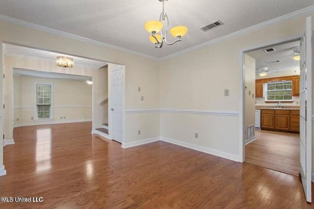 103 Red Wing Cove, Ocean Springs, MS 39564