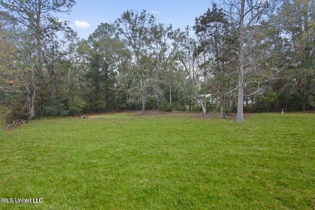 103 Red Wing Cove, Ocean Springs, MS 39564