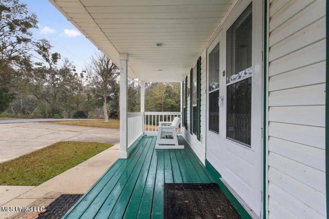 103 Red Wing Cove, Ocean Springs, MS 39564