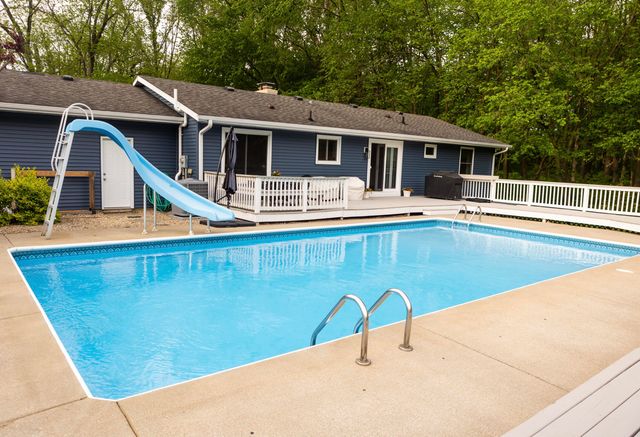 3896 W Small Road, La Porte, IN 46350
