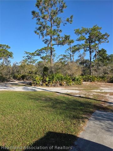 1991 Rosalie Lake Road, Lake Wales, FL 33898