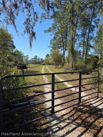 1991 Rosalie Lake Road, Lake Wales, FL 33898
