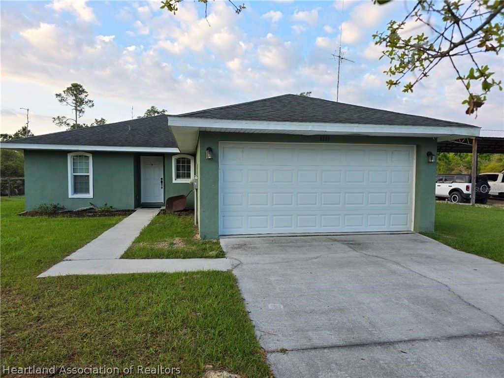 1991 Rosalie Lake Road, Lake Wales, FL 33898