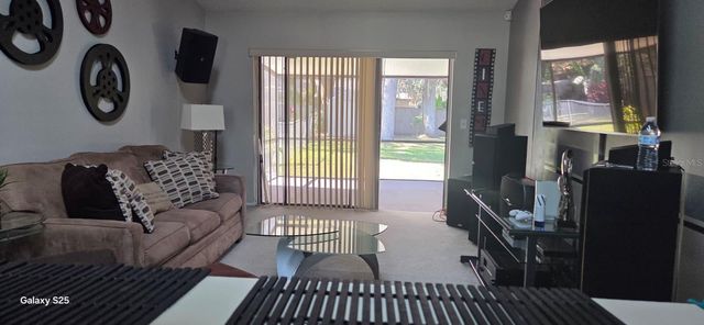 9910 BURL WAY, Orlando, FL 32817