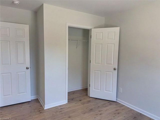 5828 Huckleberry Court, Winston-salem, NC 27105