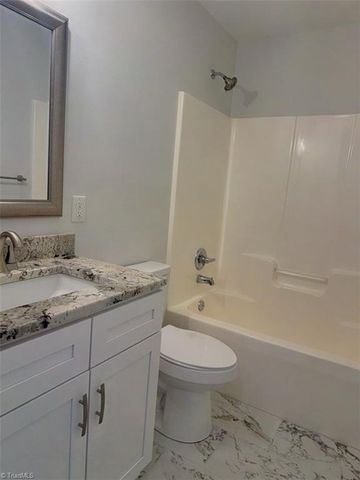 5828 Huckleberry Court, Winston-salem, NC 27105