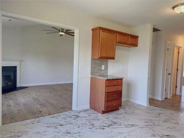 5828 Huckleberry Court, Winston-salem, NC 27105