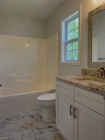 5828 Huckleberry Court, Winston-salem, NC 27105