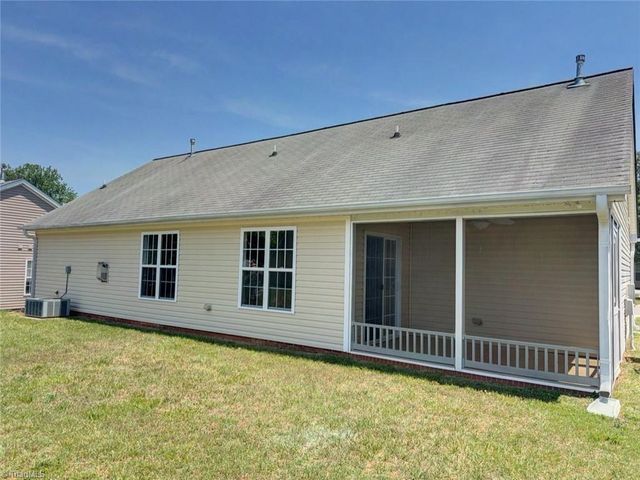 5828 Huckleberry Court, Winston-salem, NC 27105