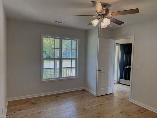 5828 Huckleberry Court, Winston-salem, NC 27105